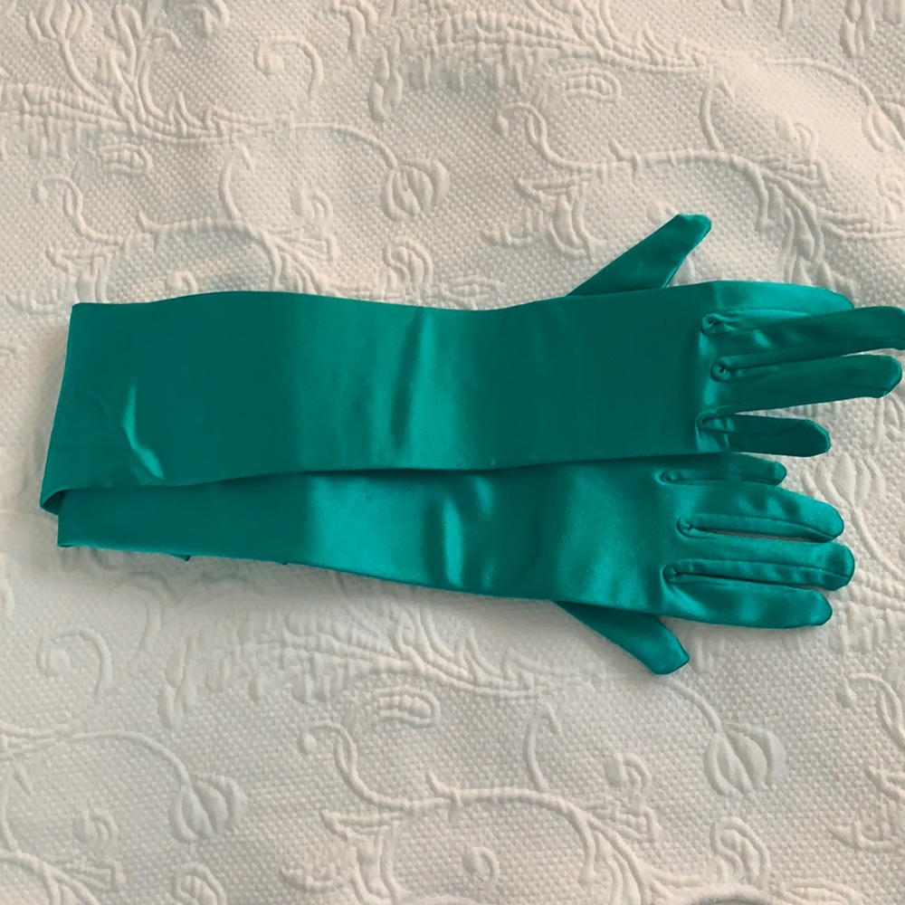 Formal Stretch Satin Gloves